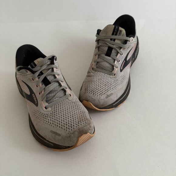 Brooks Adrenaline GTS 22 Gray Rose Women's Running Shoes Size 11B 1203531B035 - Picture 6 of 15